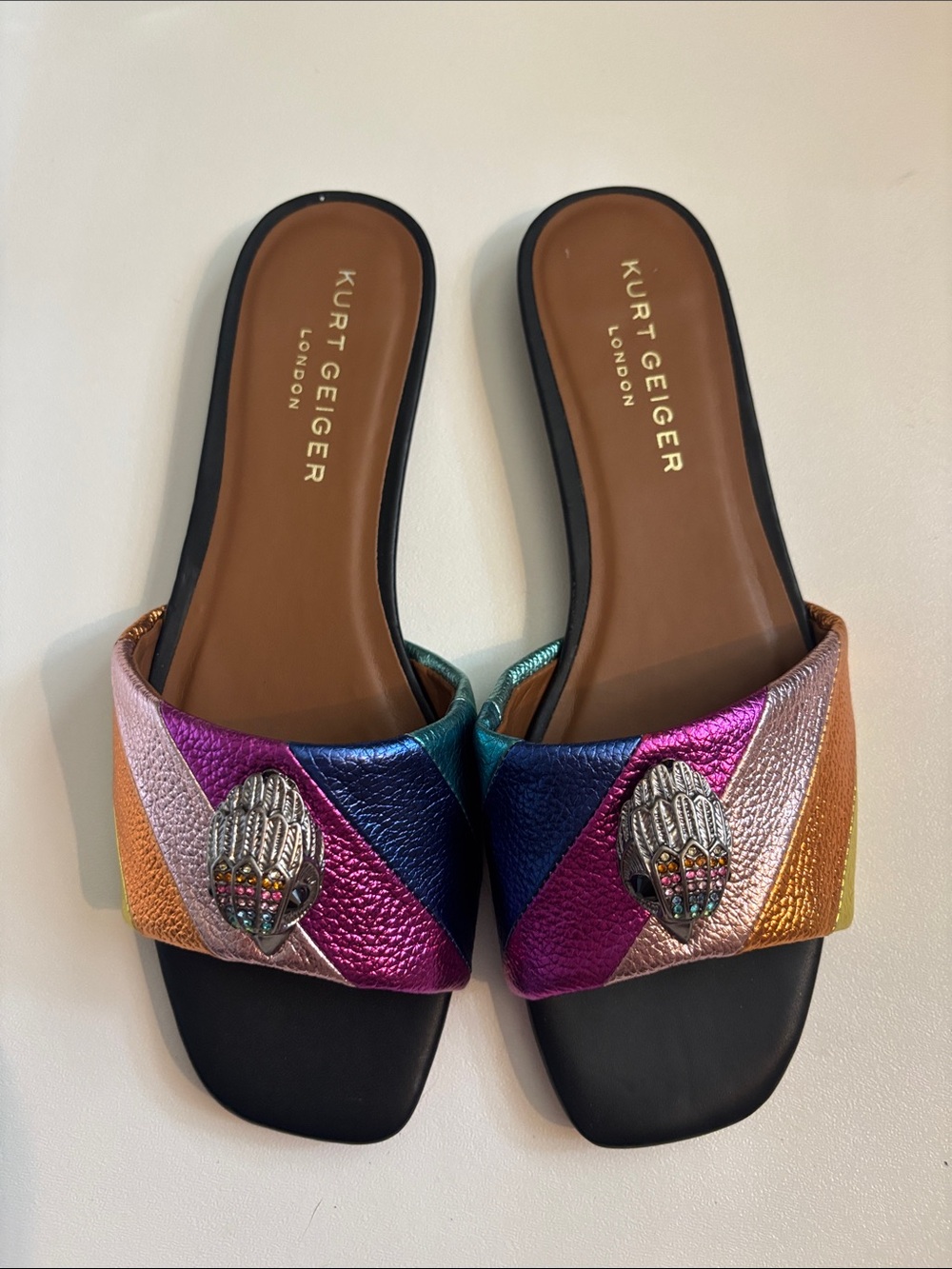 Kurt Geiger 
KENSINGTON FLAT SANDAL Size 40/ US 10~ pristine - Picture 6 of 8